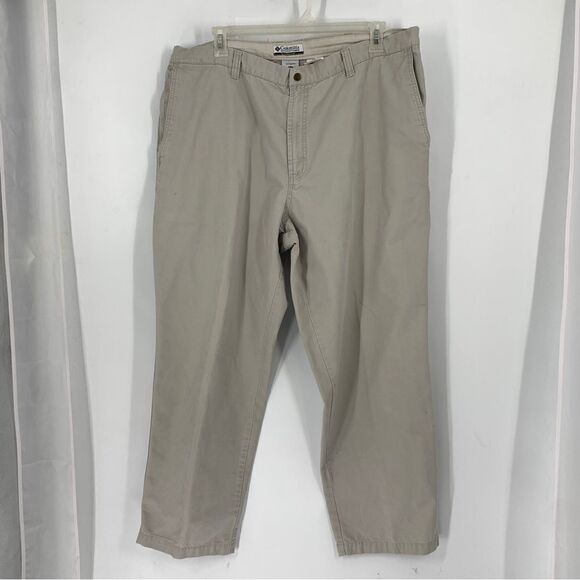 Columbia Men's Size 44 Flat Front  Khaki Chinos - Picture 1 of 10